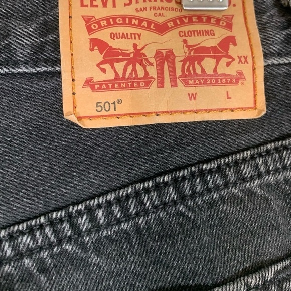 Levis 501 High Waist Cut Off Jean Shorts Size 29 Black - Picture 7 of 9